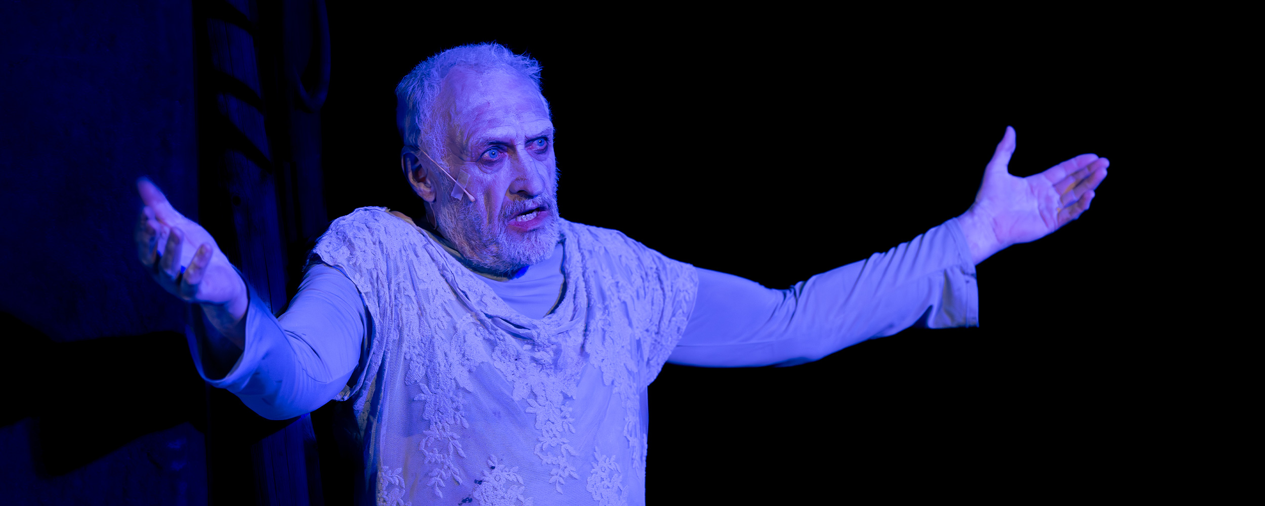 Meraner-Festspiele-2024_Brot-von-Luis-Zagler_DSC_5243-Verbessert-RR-web