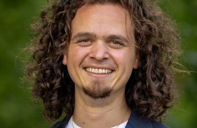 Profilbild_Philipp Genetti_Credit_Meraner Festspiele-Victor Klein_25 Kopie Profilbild_Philipp Genetti_Credit_Meraner Festspiele-Victor Klein_25 Kopie